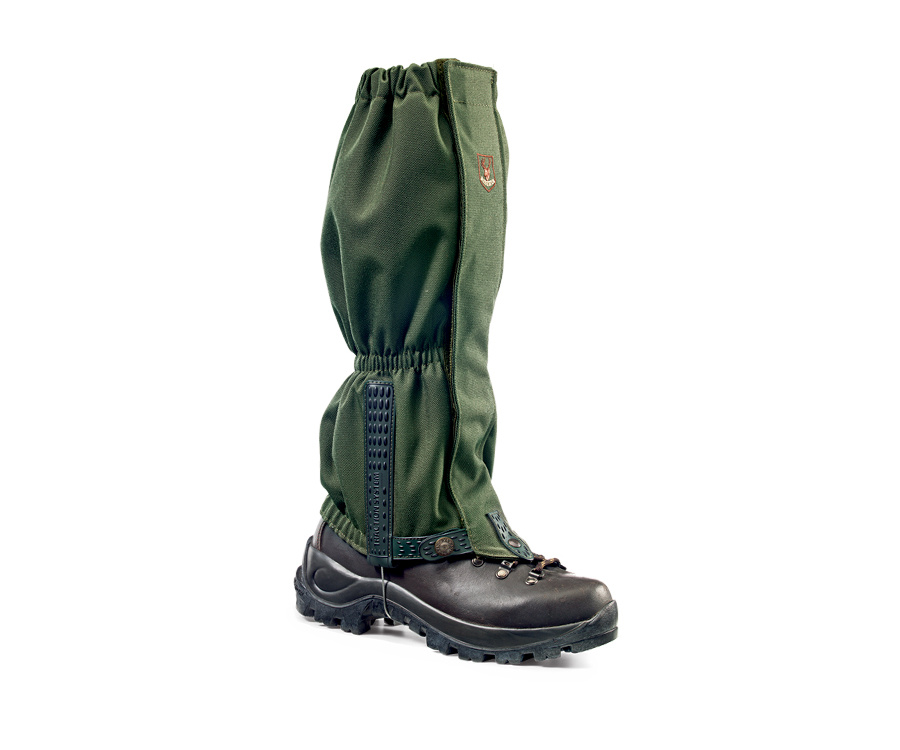 Gaiters with frontal fastening